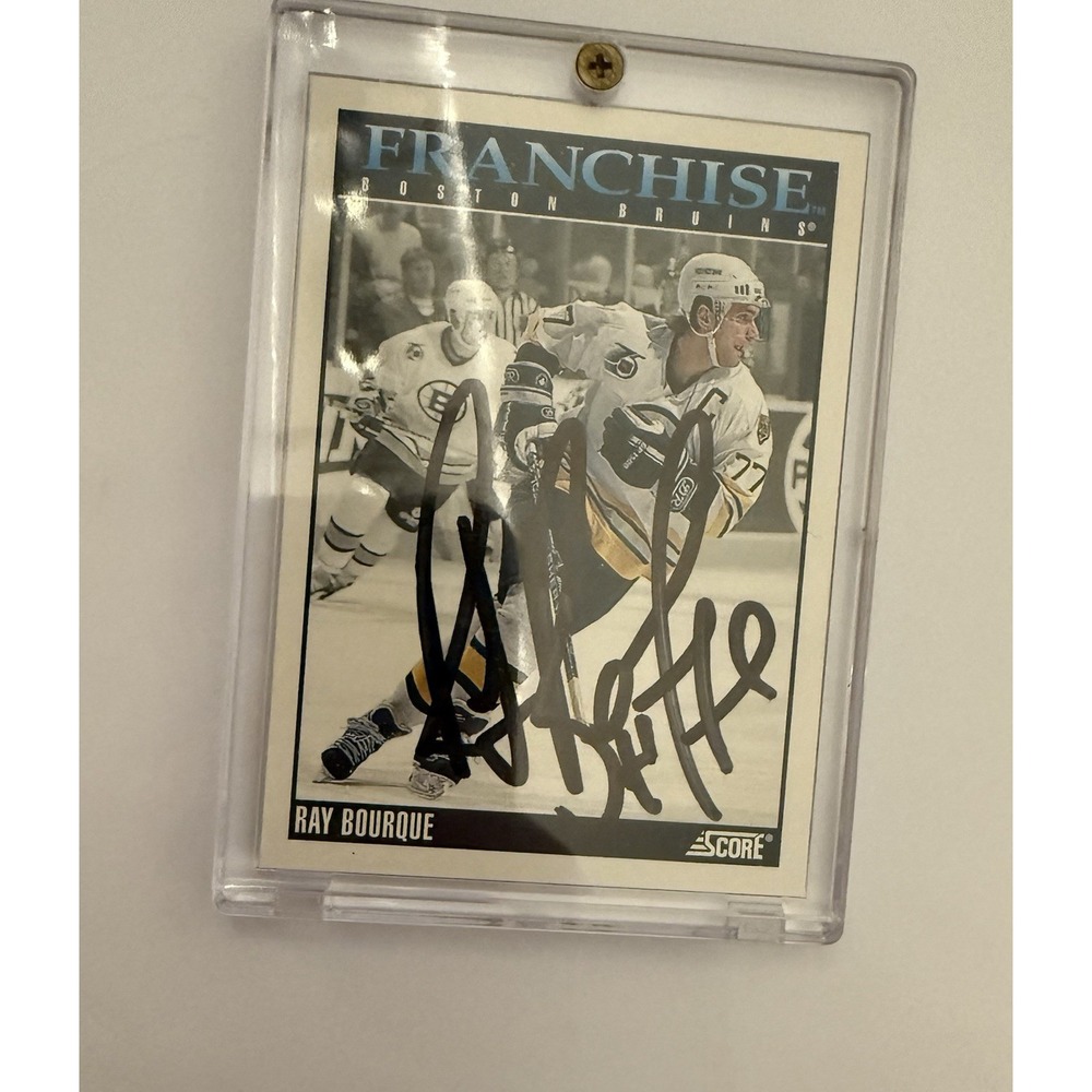 🔥 High- Grade Signed Ray Bourque Boston Bruins 1992-93 Parkhurst card 🔥